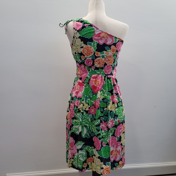 Lilly Pulitzer Teeki Dress - Picture 2 of 6